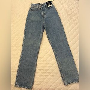 BRAND: Abercrombie & Fitch